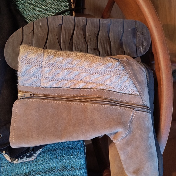 MUKLUKS Stacy Half Calf Boot - Picture 5 of 11